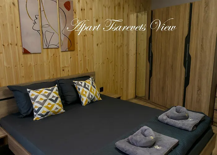 Tsarevets View Велико-Тырново